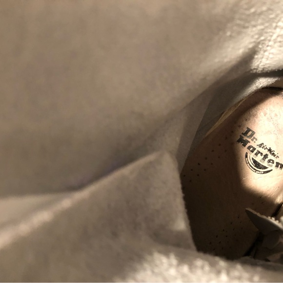 RARE Vintage Dr. Martens 14 eye tall white leather boots women’s size 9 - Picture 10 of 10